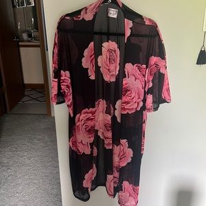 Women’s maternity coverup